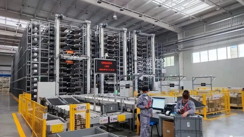 周转箱与物流箱：用途差异解析